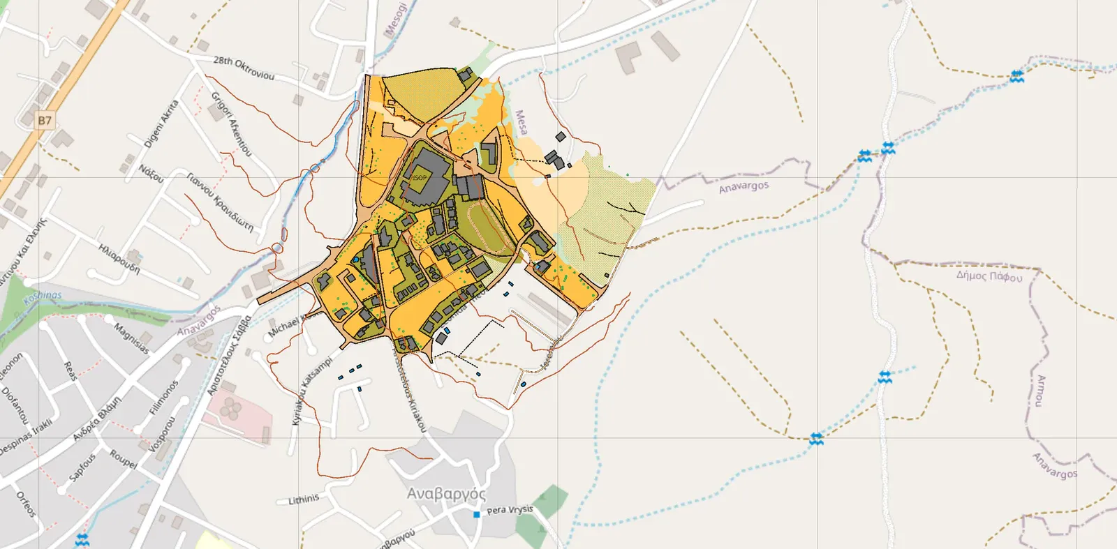 The same map over OpenStreetMap: streets and buildings in flat colours under the orienteering
drawing.